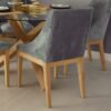 Chaise design en velours avec piétement en bois hêtre massif